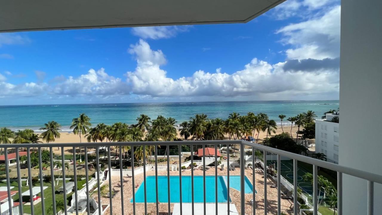 Ocean Front 2 Bedroom & Bath In Isla Verde Сан-Хуан Экстерьер фото